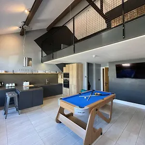 Apartment The Luxury Penthouse By Sasco